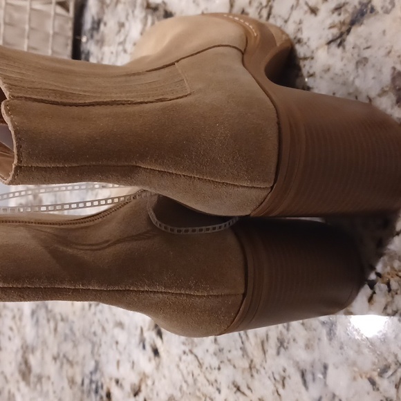 STEVE MADDEN Searches Womens Suede Block Heel Ankle Boots - Picture 4 of 8